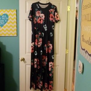 Navy floral maxi dress short sleeve